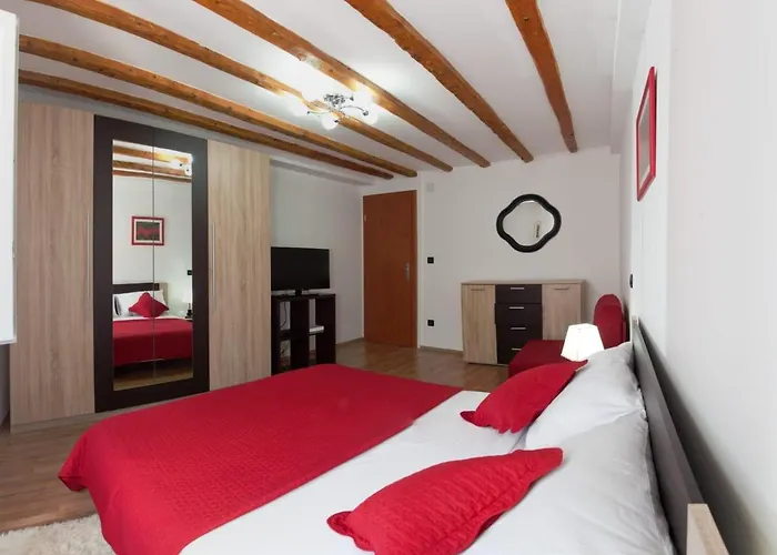 Apartment Old Town *